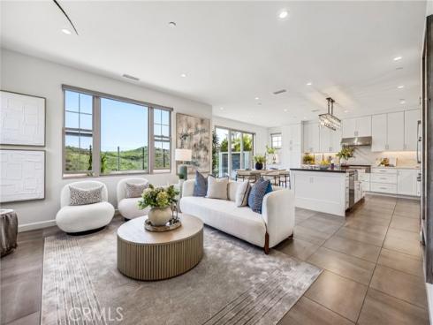 200  Canterbury  , Irvine, CA