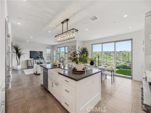 200  Canterbury  , Irvine, CA