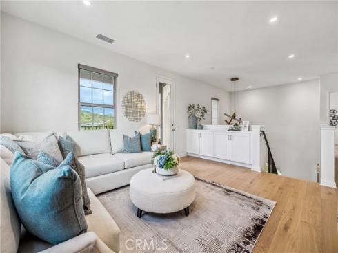 200  Canterbury  , Irvine, CA