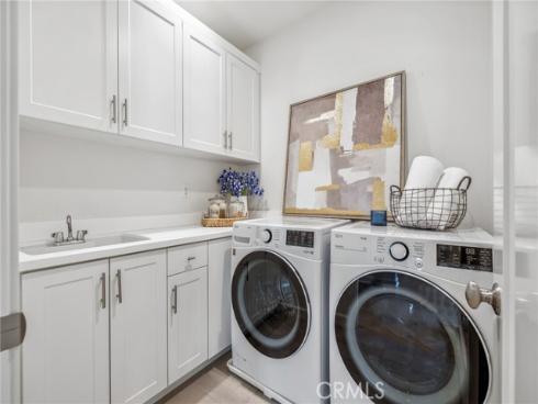 200  Canterbury  , Irvine, CA