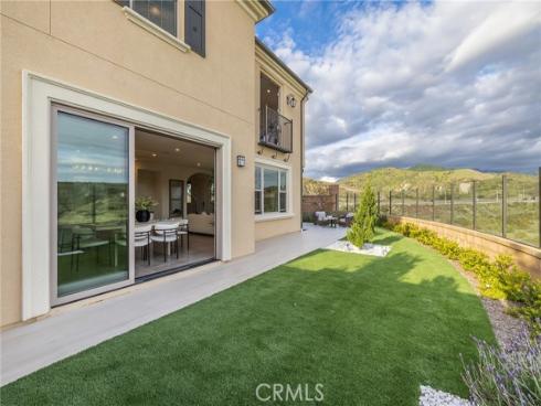 200  Canterbury  , Irvine, CA