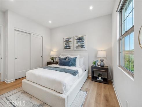 200  Canterbury  , Irvine, CA