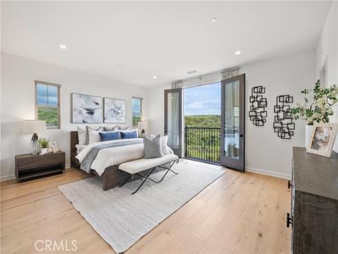 200  Canterbury  , Irvine, CA