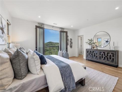 200  Canterbury  , Irvine, CA