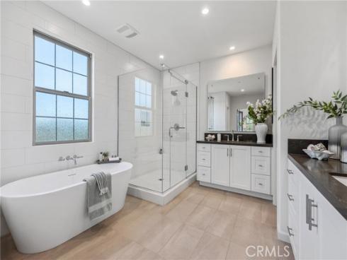 200  Canterbury  , Irvine, CA