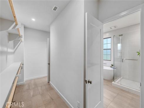 200  Canterbury  , Irvine, CA