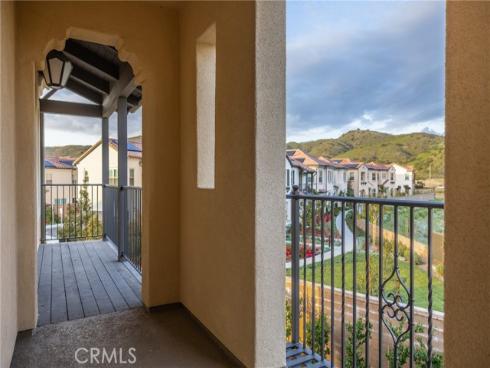 200  Canterbury  , Irvine, CA