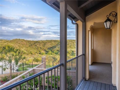 200  Canterbury  , Irvine, CA