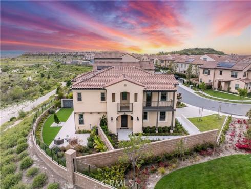 200  Canterbury  , Irvine, CA