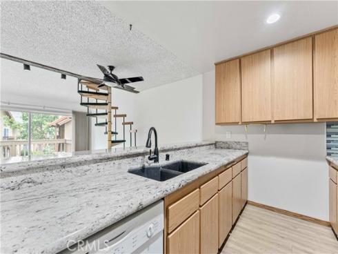 105 Tangelo 400 , Irvine, CA