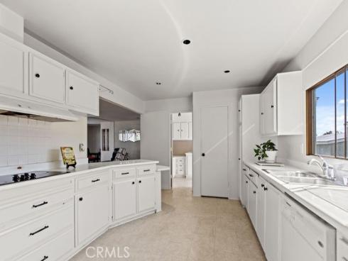 5200 Irvine Blvd 138 , Irvine, CA