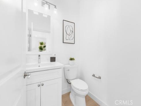 61 Jade Flower , Irvine, CA