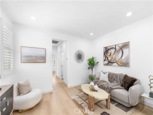 61 Jade Flower , Irvine, CA