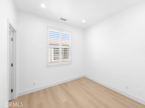 61 Jade Flower , Irvine, CA