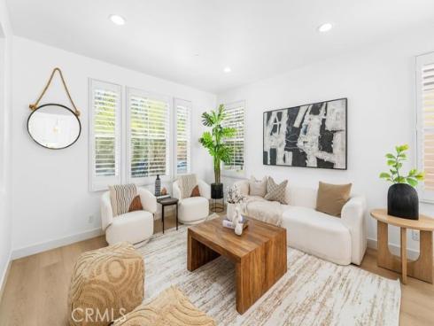 61 Jade Flower , Irvine, CA