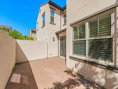 61 Jade Flower , Irvine, CA