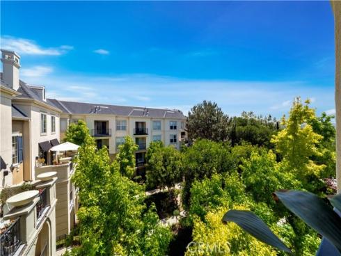 2458 Watermarke Place, Irvine, CA