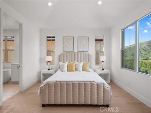 101 Somera , Irvine, CA