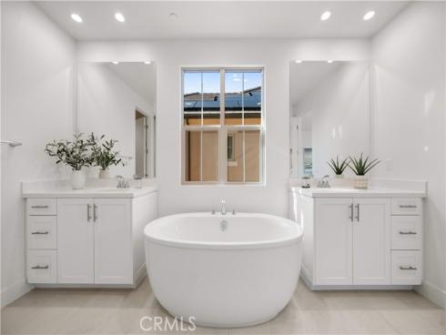 101 Somera , Irvine, CA