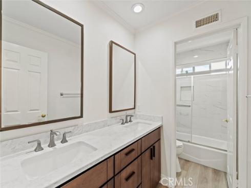 16 Harrisburg , Irvine, CA