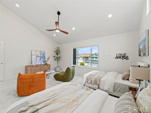 16 Harrisburg , Irvine, CA