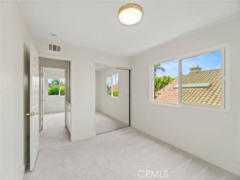 16 Harrisburg , Irvine, CA