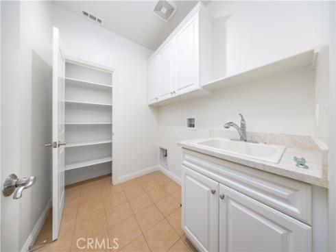 130 Yellow Daisy , Irvine, CA