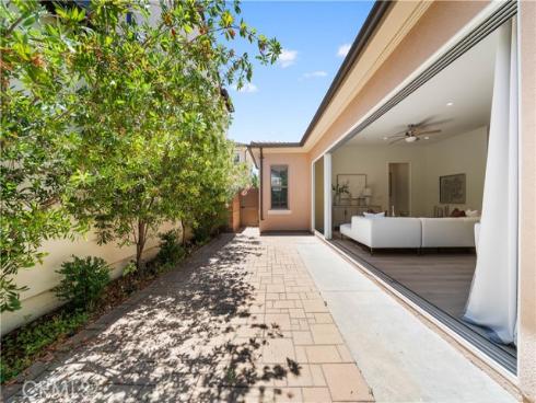 80 Quill , Irvine, CA