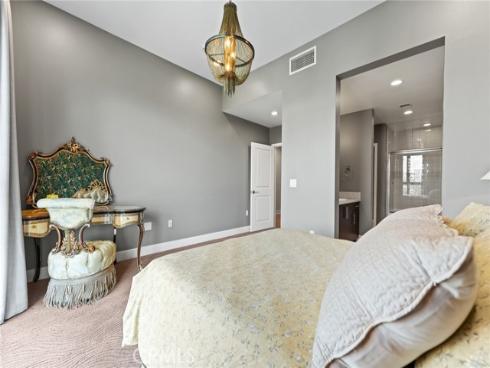 402 Rockefeller 407 , Irvine, CA