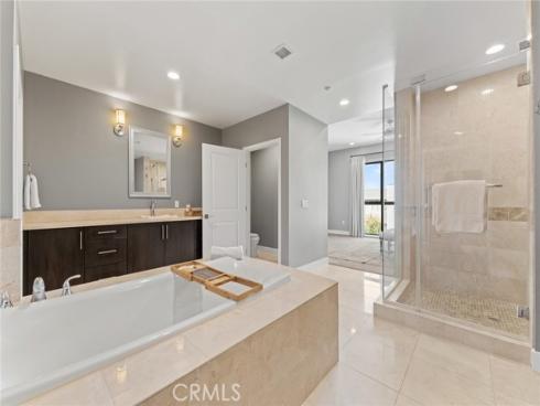 402 Rockefeller 407 , Irvine, CA