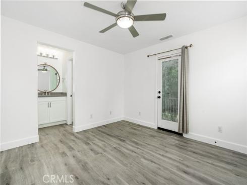 52 Greenhouse , Irvine, CA