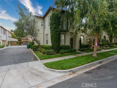 52 Greenhouse , Irvine, CA