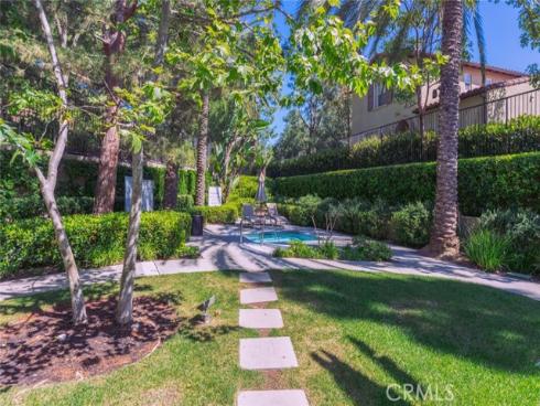 52 Greenhouse , Irvine, CA