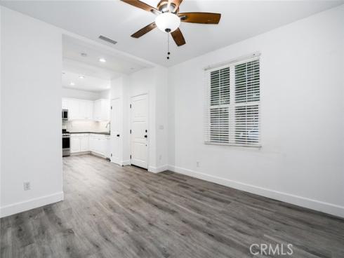 52 Greenhouse , Irvine, CA