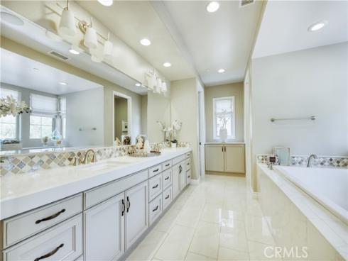 46  Shadybend  , Irvine, CA