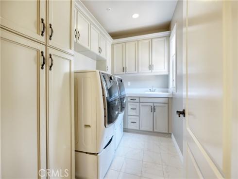 46  Shadybend  , Irvine, CA