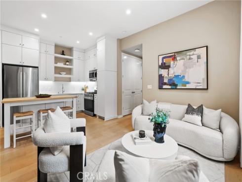 108  Coastal Gdn  , Irvine, CA