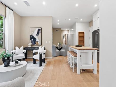 108  Coastal Gdn  , Irvine, CA