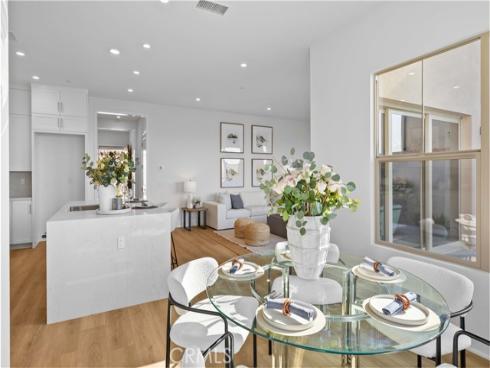 102 glydon , Irvine, CA