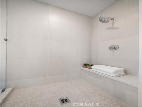 102 glydon , Irvine, CA