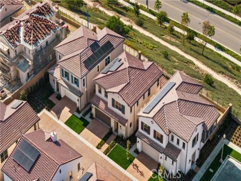 102 glydon , Irvine, CA