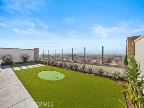 102 glydon , Irvine, CA