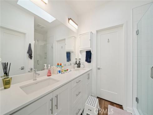 2318  Synergy  , Irvine, CA