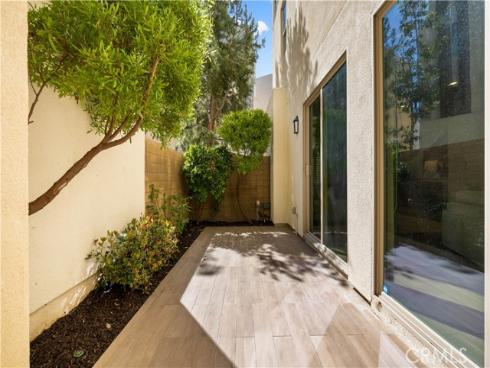 108 Catalyst , Irvine, CA