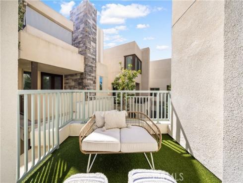 108 Catalyst , Irvine, CA