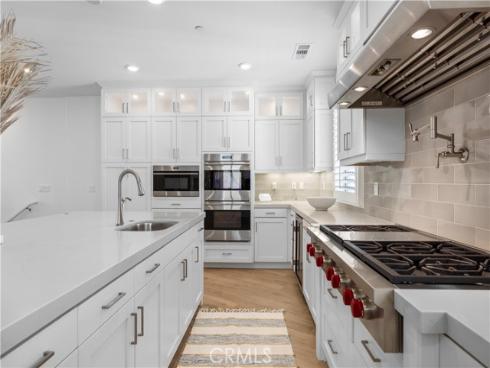 108 Catalyst , Irvine, CA