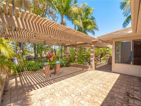 2 Featherwood , Irvine, CA