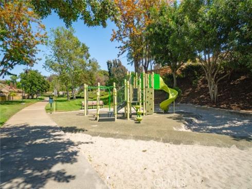 2 Featherwood , Irvine, CA