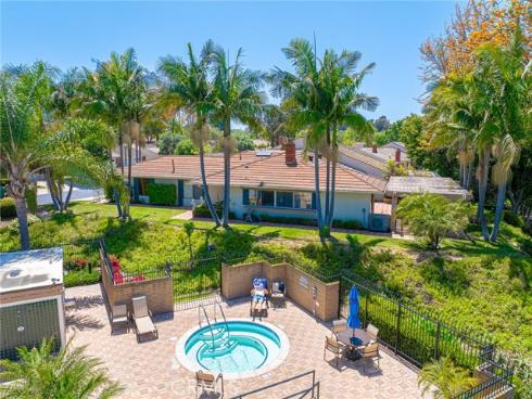 2 Featherwood , Irvine, CA