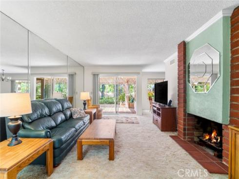 2 Featherwood , Irvine, CA